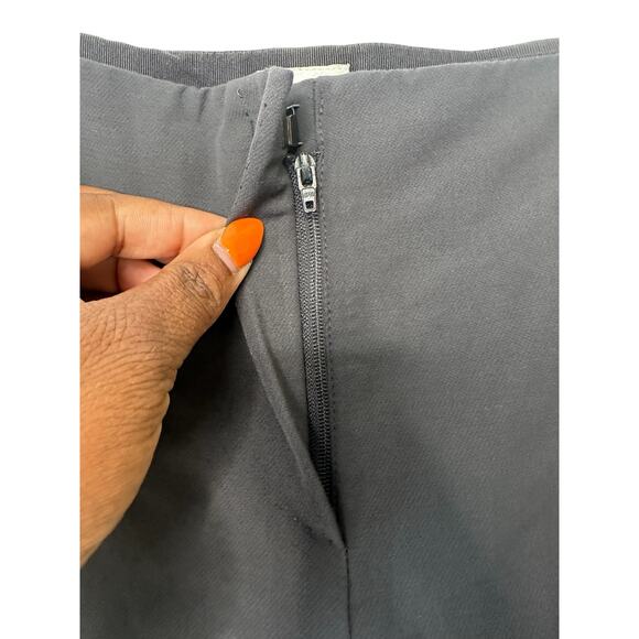 Armani Collezioni Women's Gray Office Business Straight Leg Dress Pant Size 10 - Picture 5 of 9